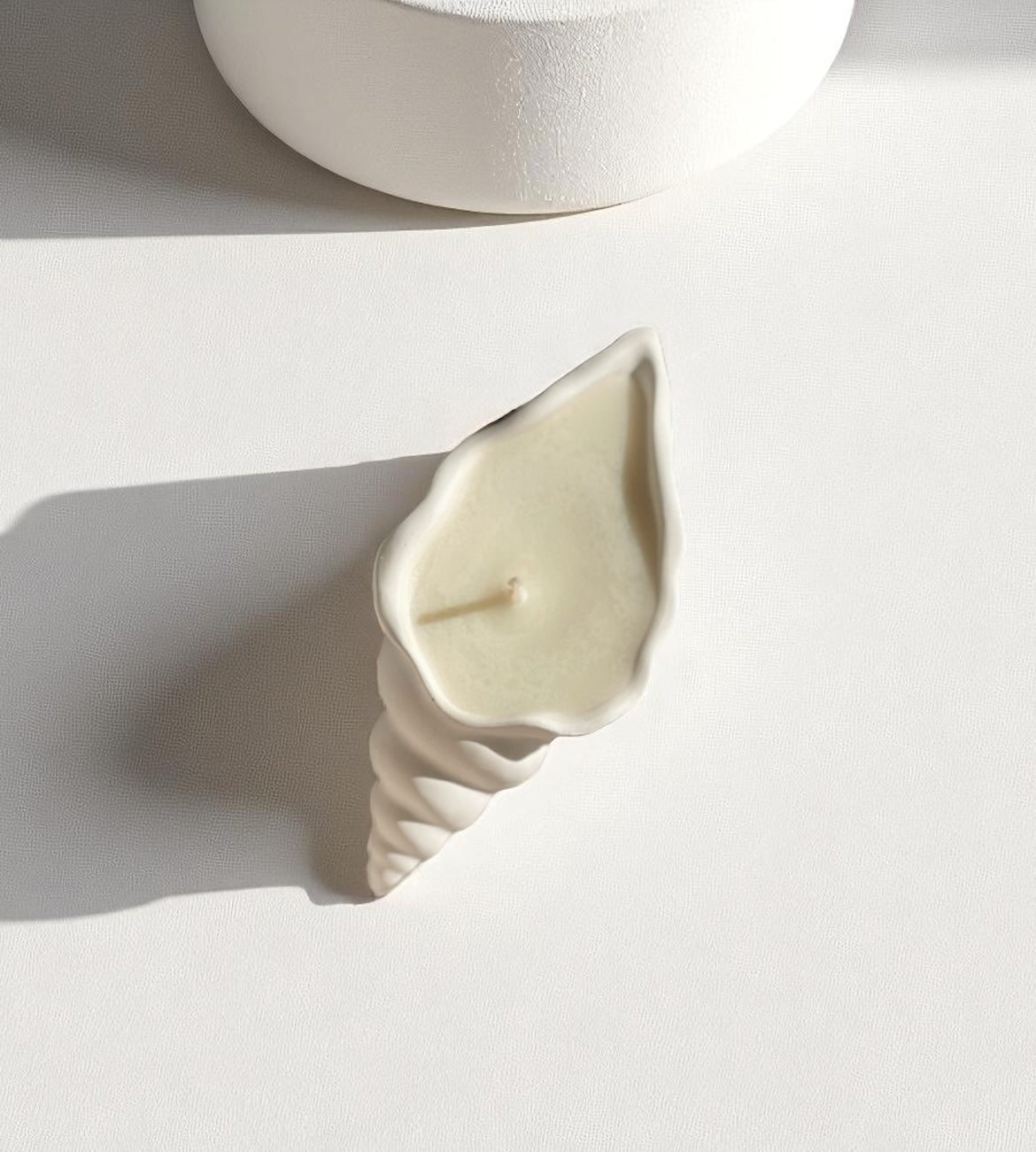 Conch Candle Vessel
