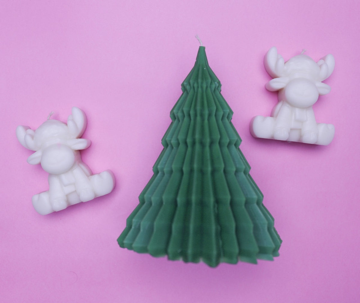 Sweeping Christmas Tree Candle