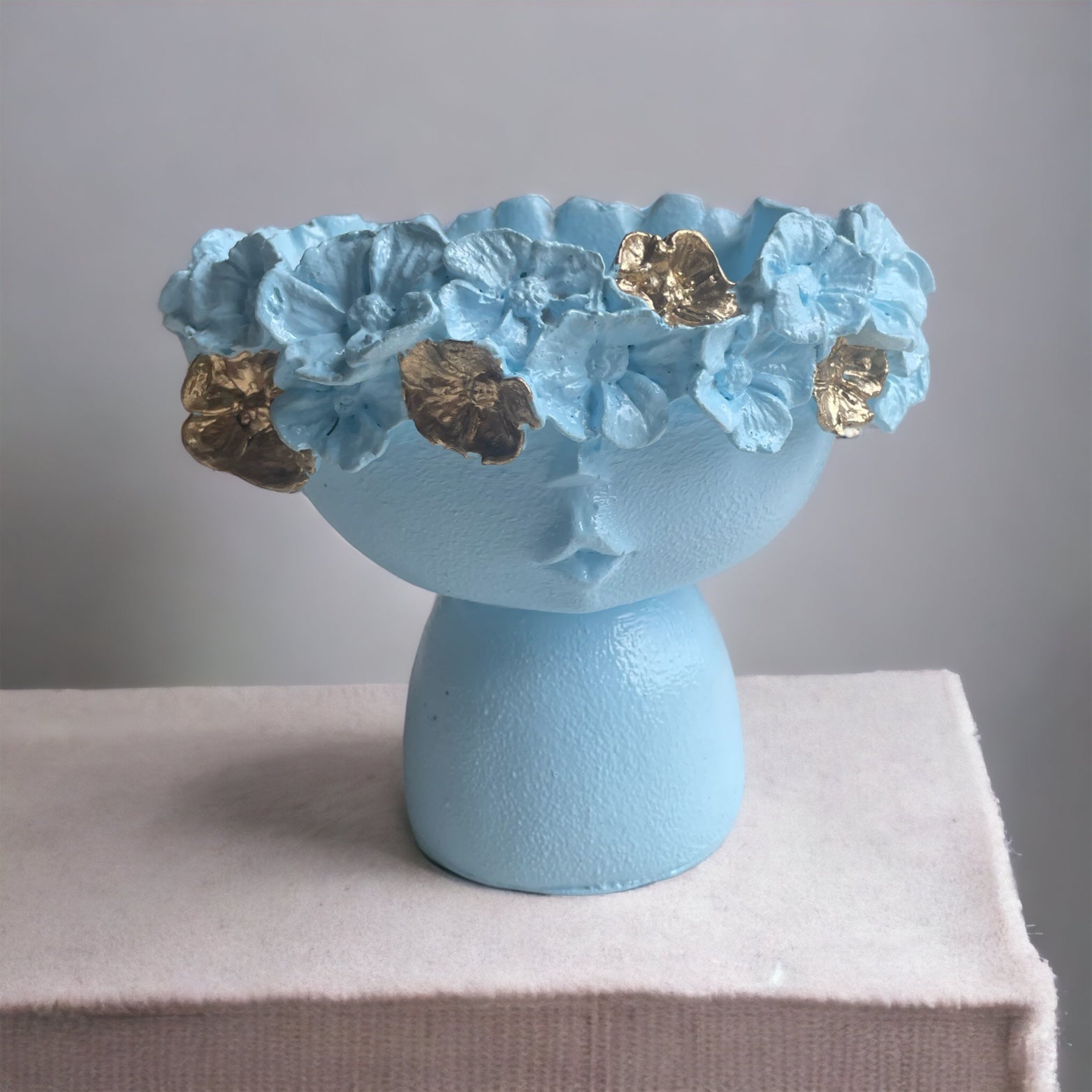 Bloom Muse Candle Pot Statue