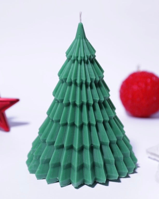 Sweeping Christmas Tree Candle