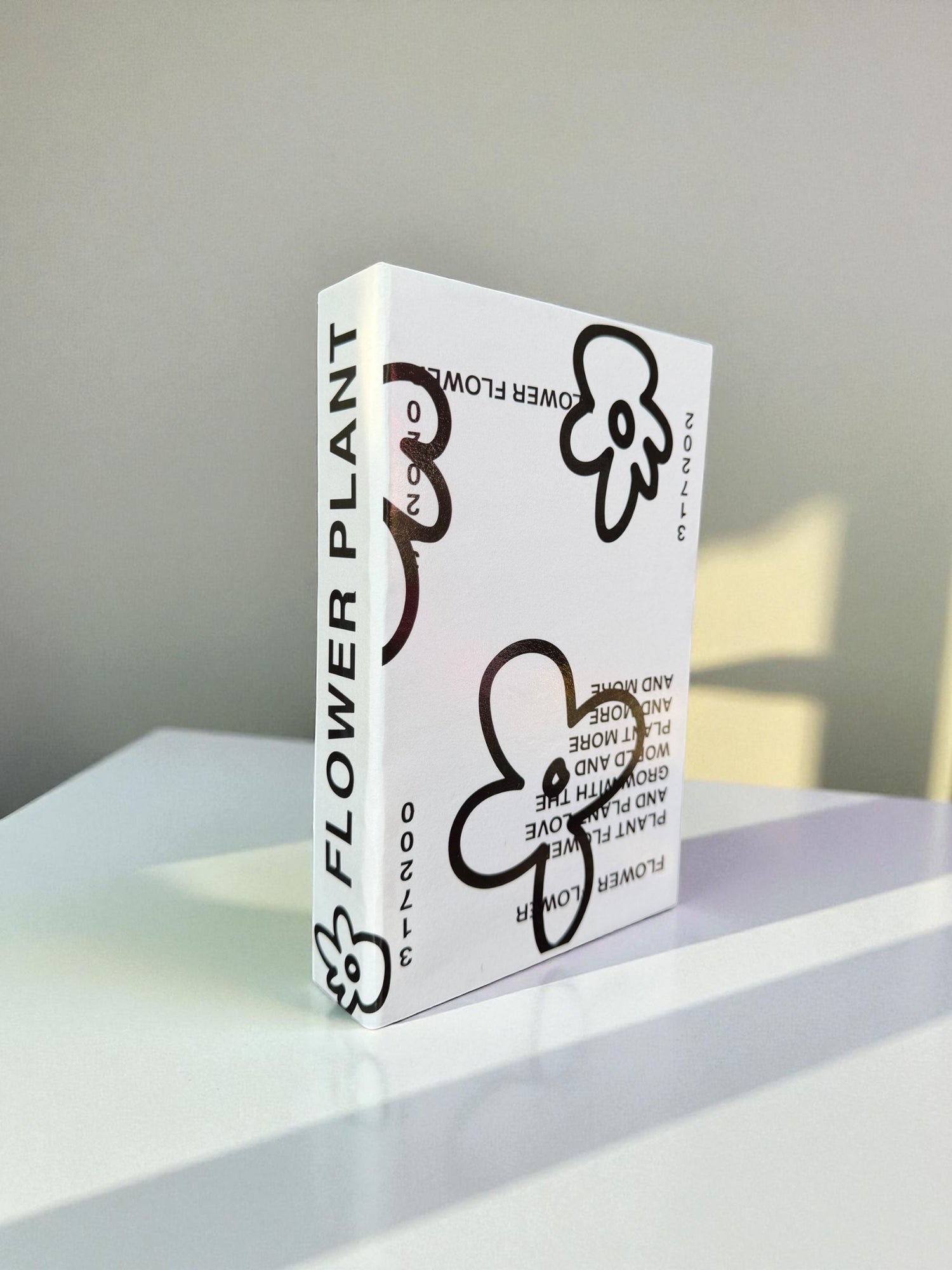 Medium Noir Flower Fake Book
