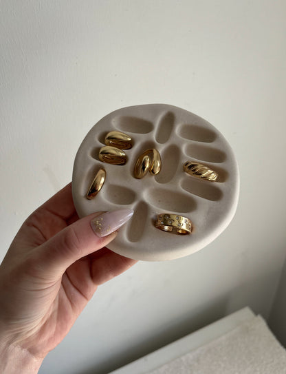 Ring Trinket