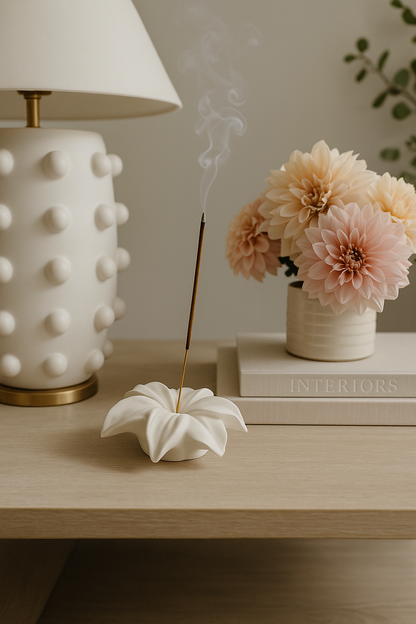 Lilly Incense Holder
