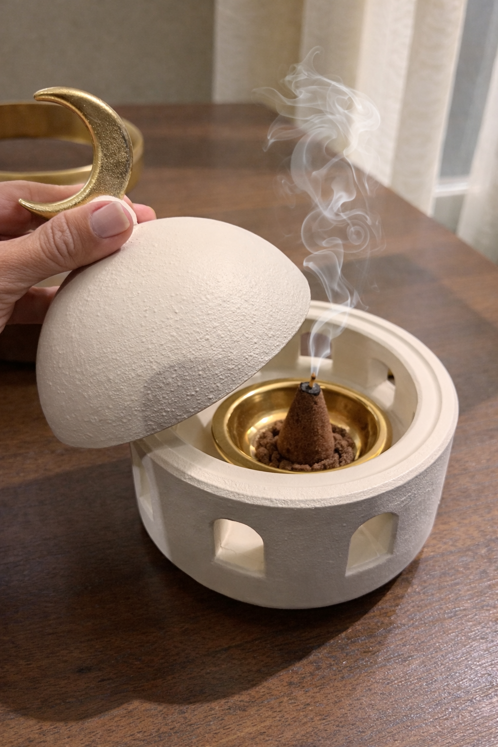 Crescent Bukhour Holder