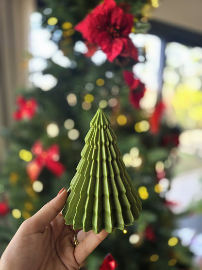 Sweeping Christmas Tree Candle