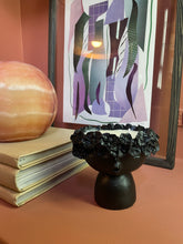 Load image into Gallery viewer, Kissy Missy Candle Pot Statue
